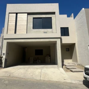 Casa Nueva en Renta